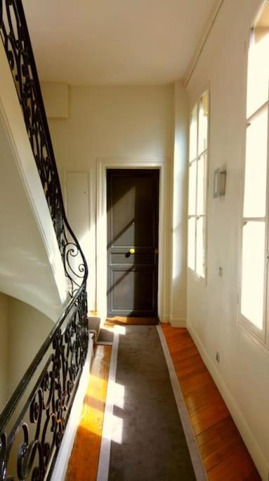 Small Luxurious Room In The Heart Of Saint Germain Párizs Kültér fotó