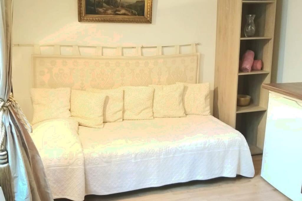 Small Luxurious Room In The Heart Of Saint Germain Párizs Kültér fotó